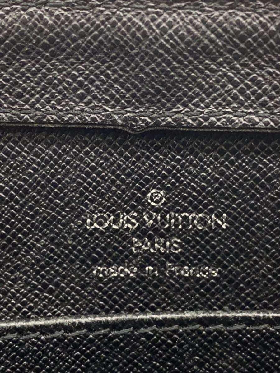 LOUIS VUITTON Baikal _Taiga Leather GRY 5