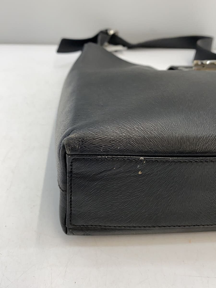 Salvatore Ferragamo Gancini Handbag Leather BLK Solid 8672 8