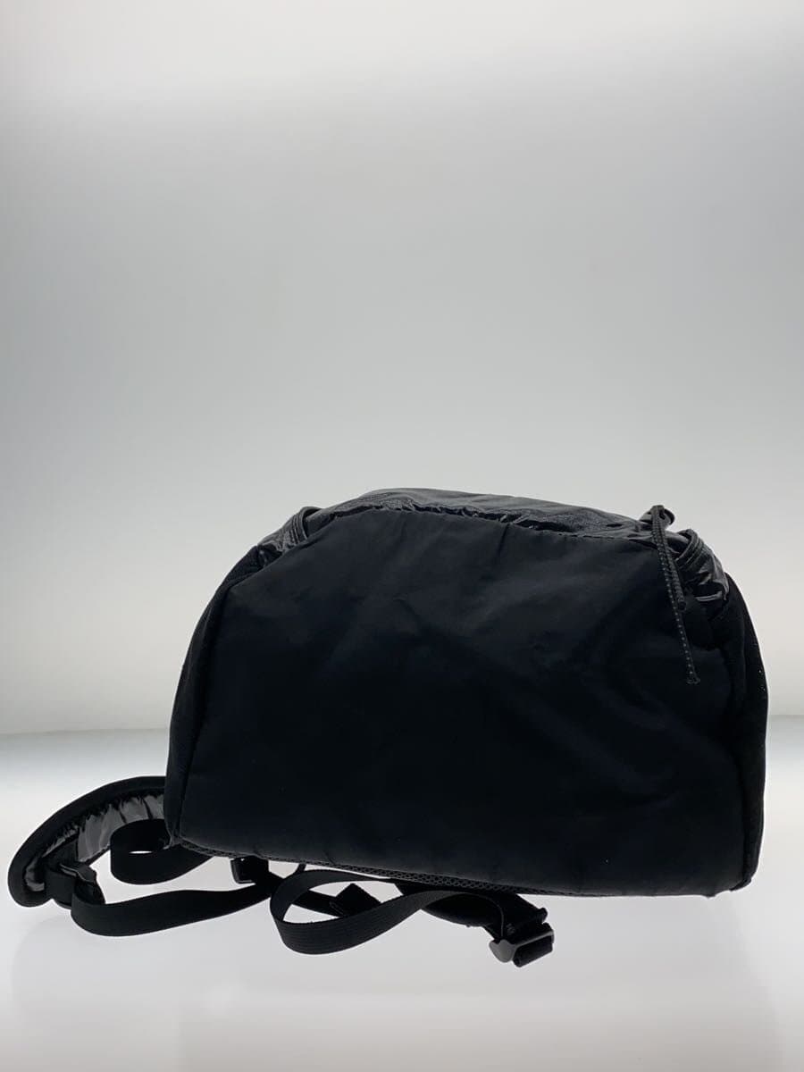 Supreme Backpack -- Black Multiple areas of peeling 4