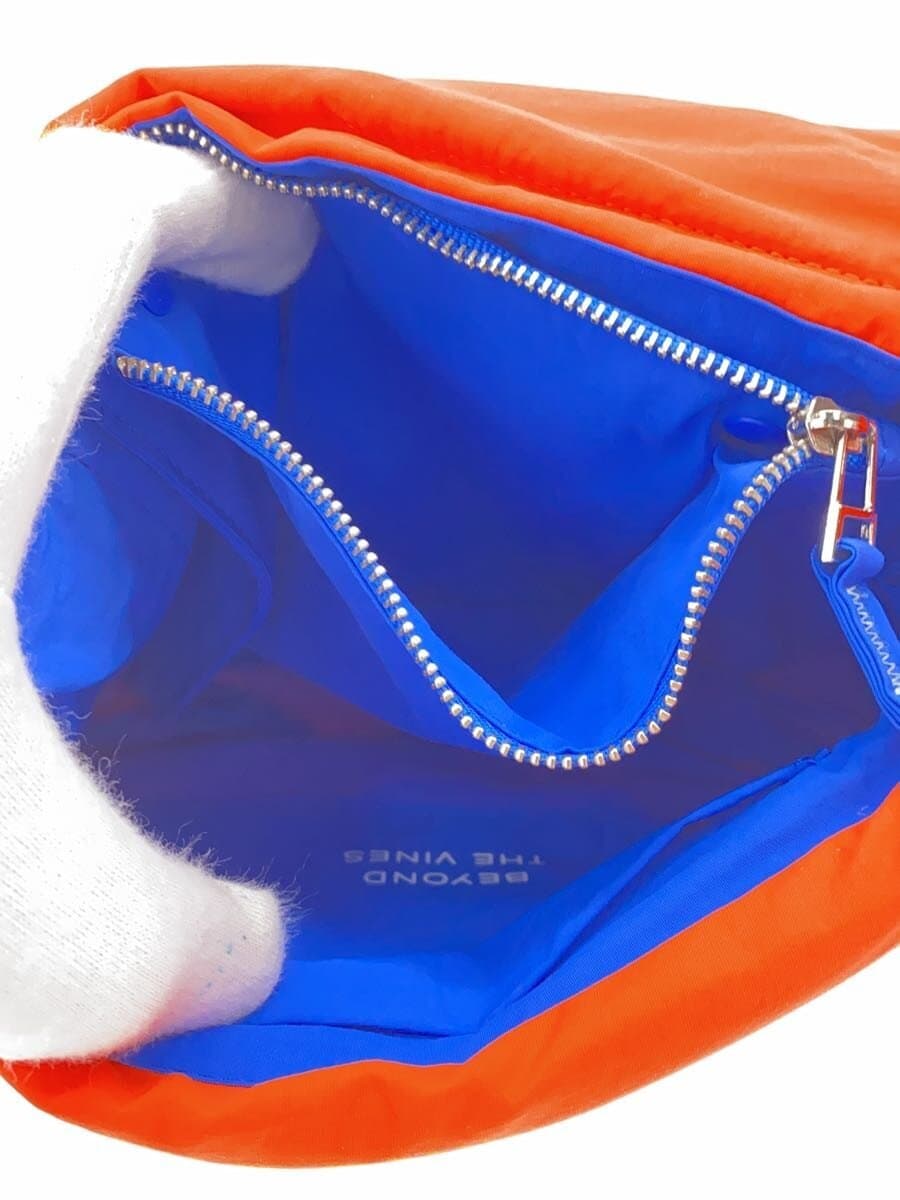 BEYOND THE VINES Shoulder Bag ORN 6