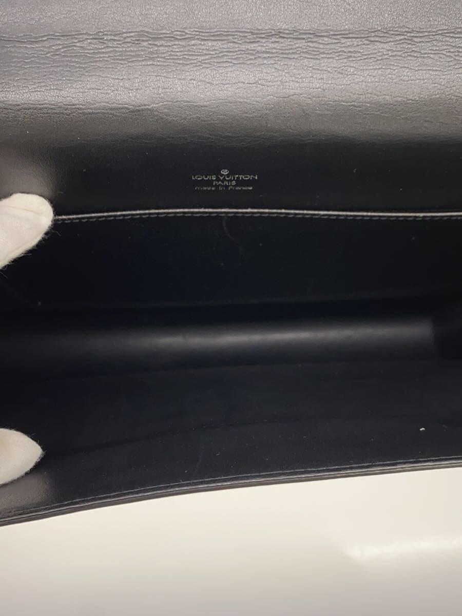 LOUIS VUITTON Kazan _Taiga Leather BLK Solid 6