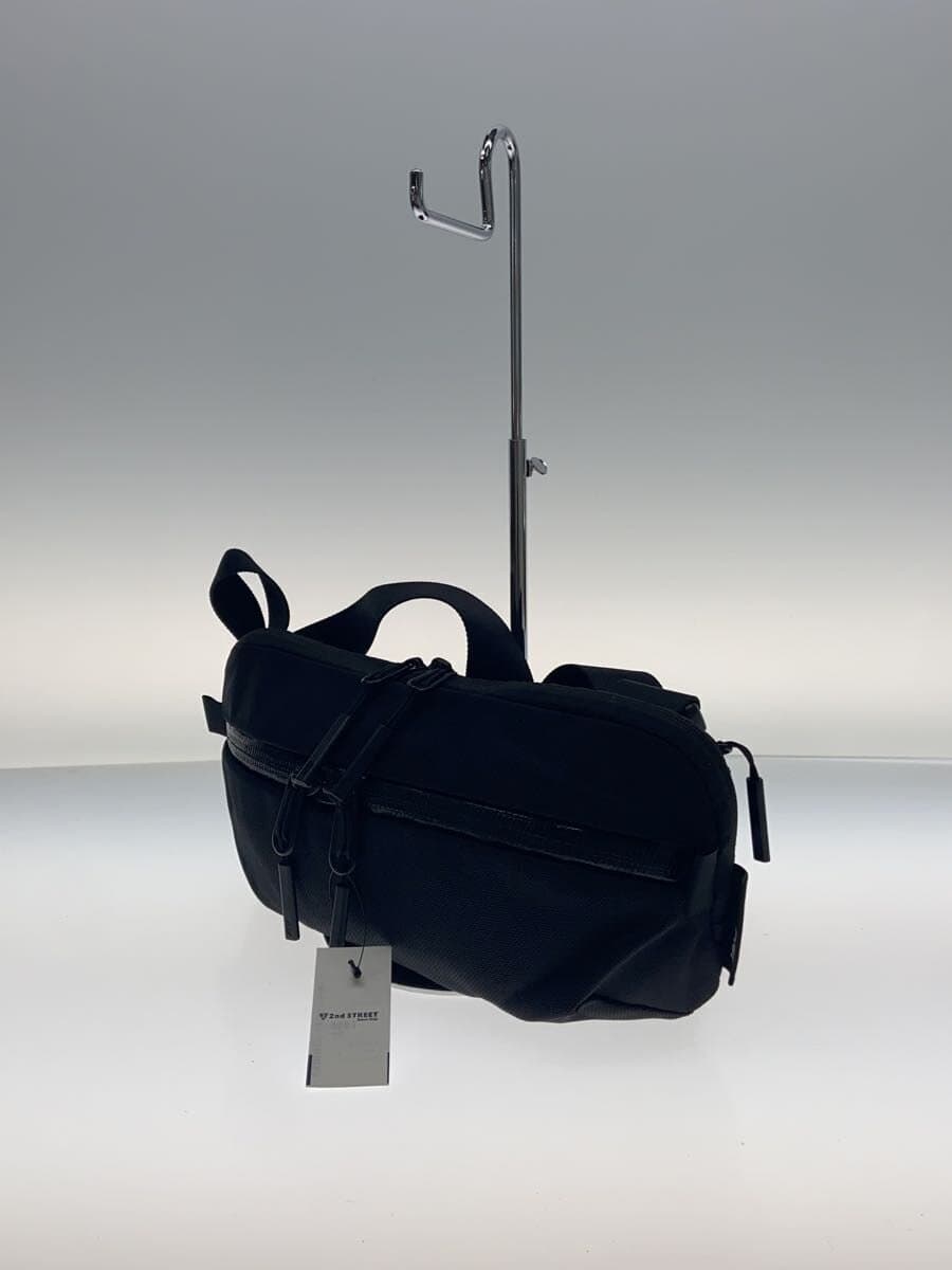 Aer Waist Bag -- BLK 2