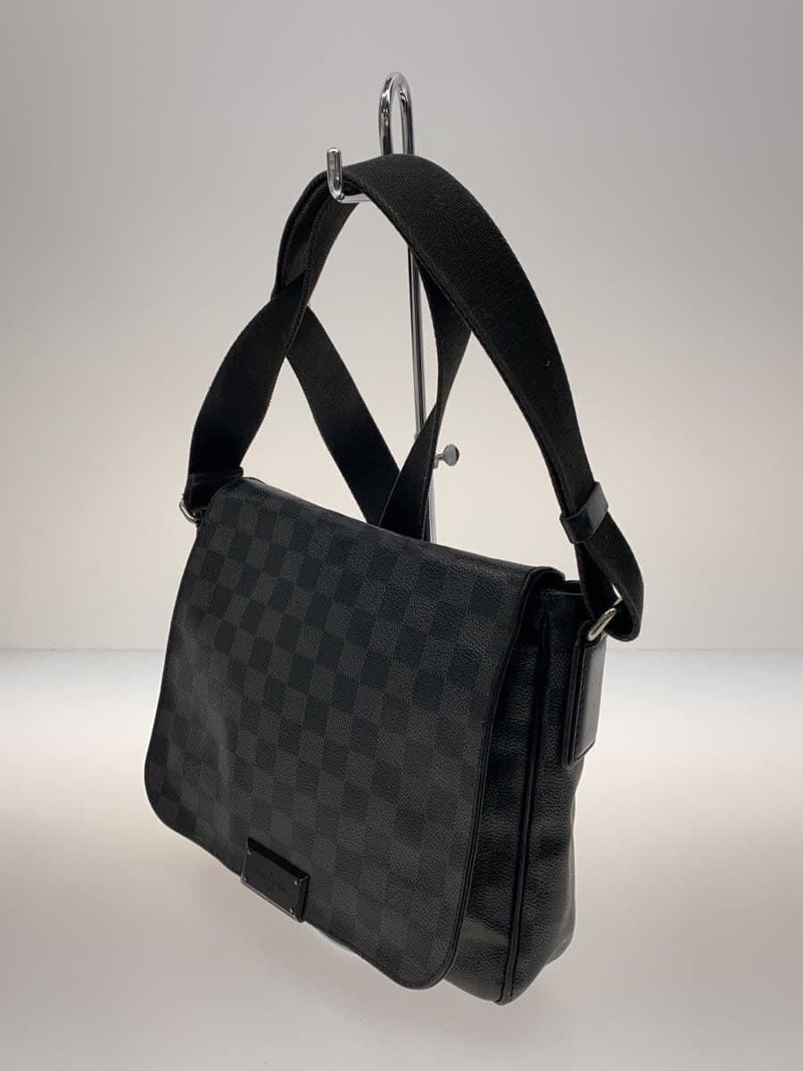 LOUIS VUITTON1)District PM_Damier Graphite PVC BLK 2