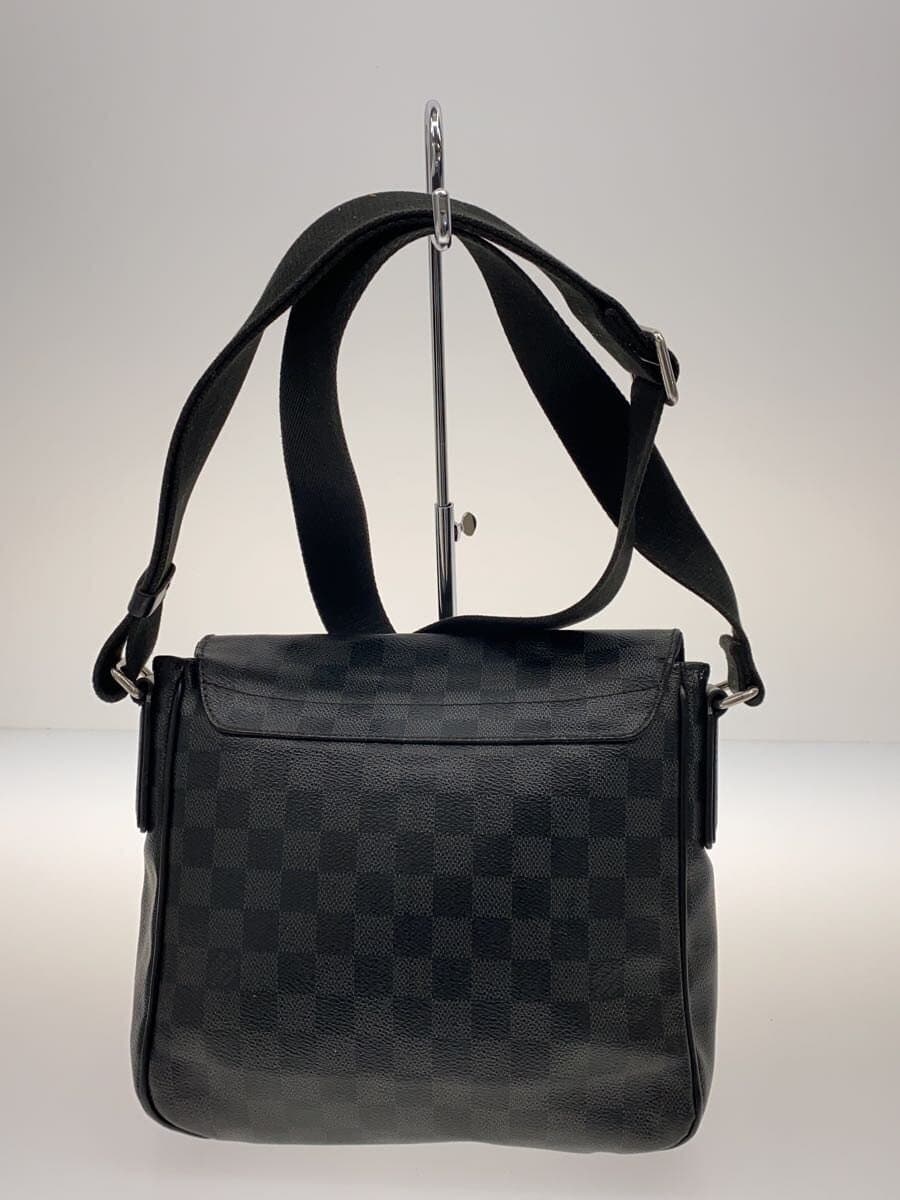 LOUIS VUITTON1)District PM_Damier Graphite PVC BLK 3