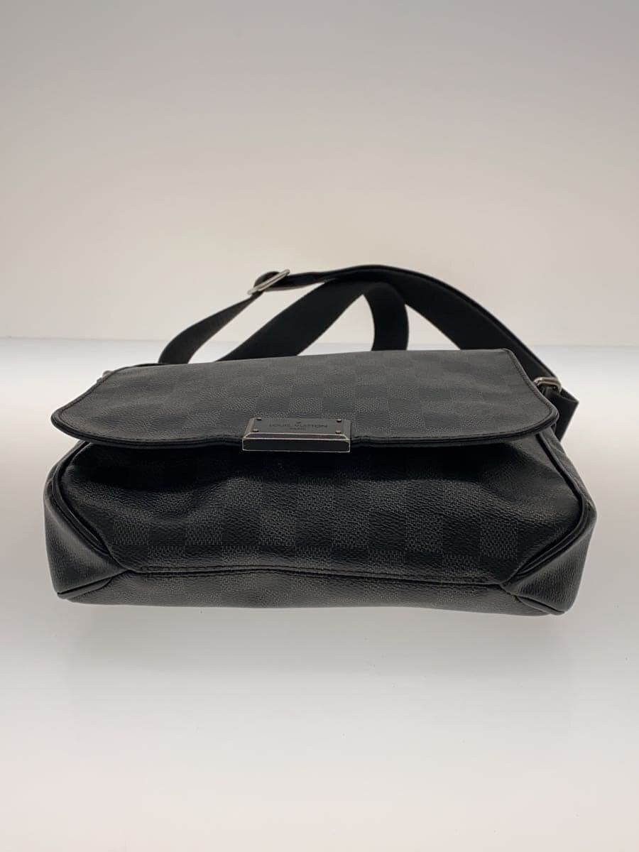 LOUIS VUITTON1)District PM_Damier Graphite PVC BLK 4