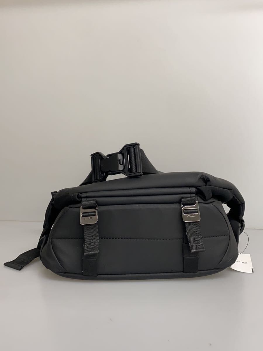 URBANATURE Shoulder Bag BLK Solid 4