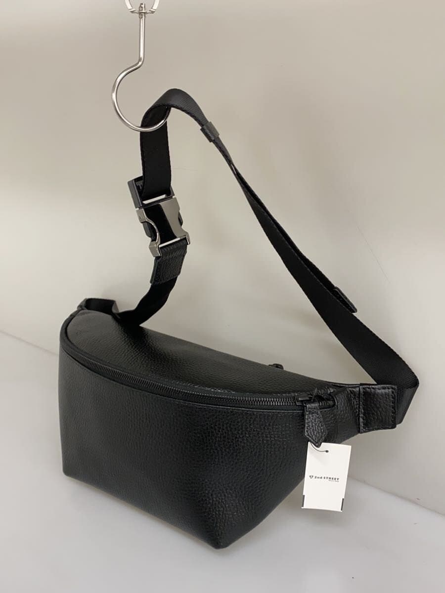 Hush Tug Curved Body Bag Waist Bag Leather BLK 2