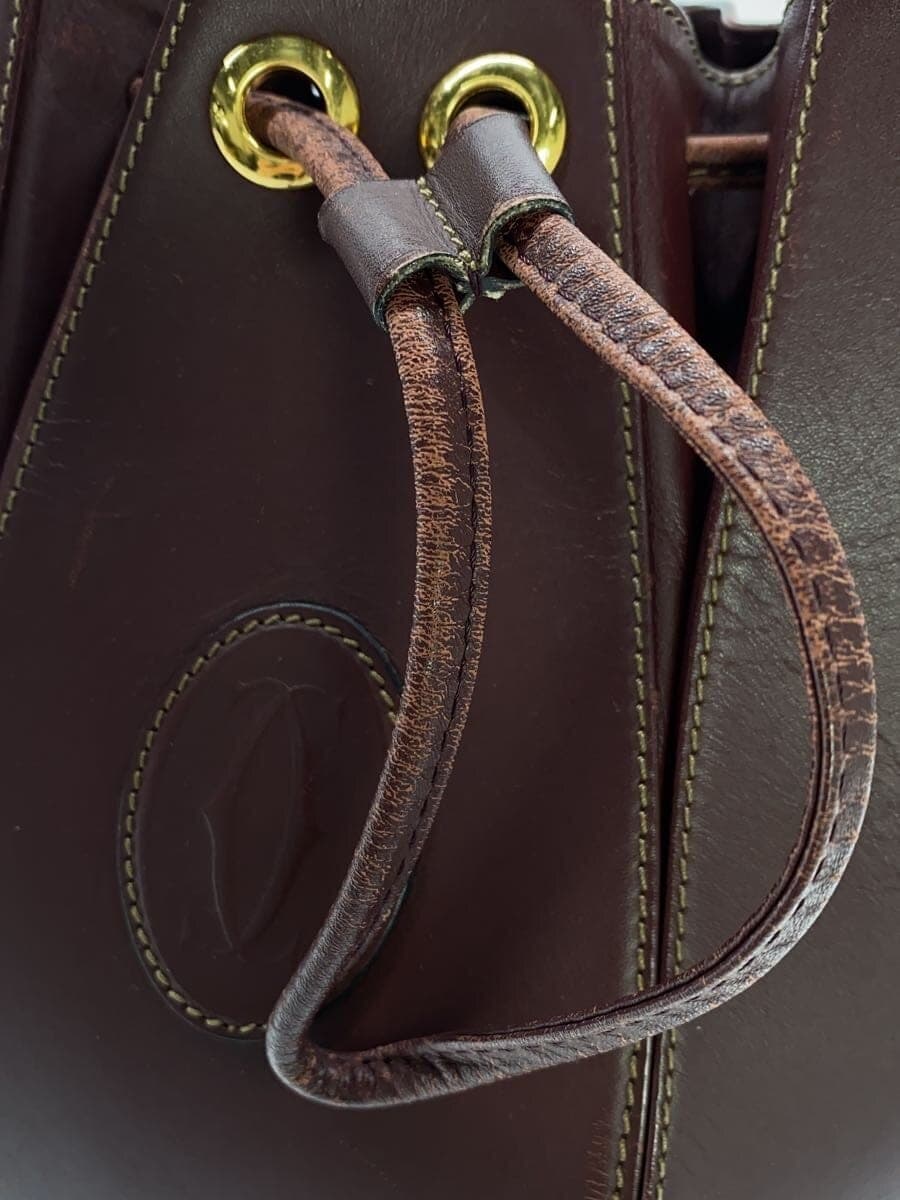 Cartier shoulder bag -- BRD 9