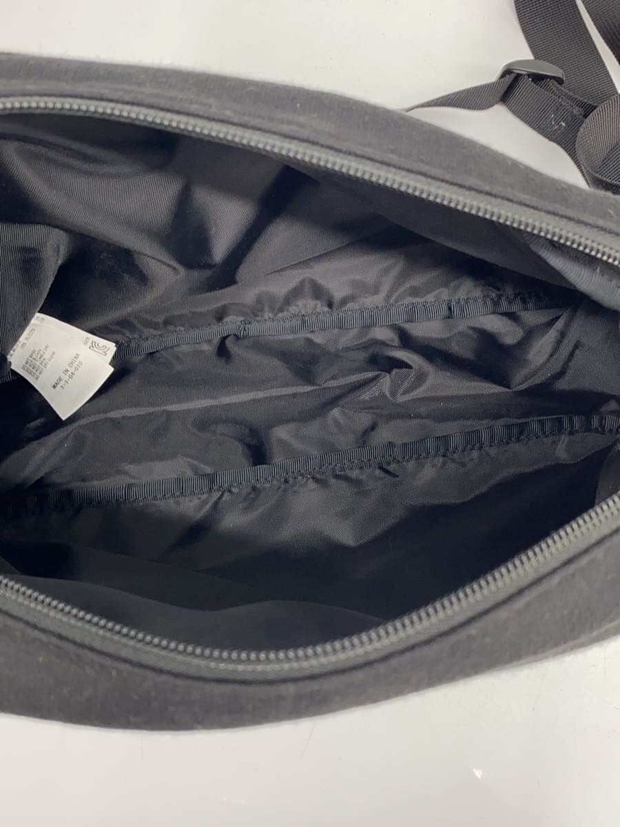 CHUMS Shoulder Bag PVC BLK 6