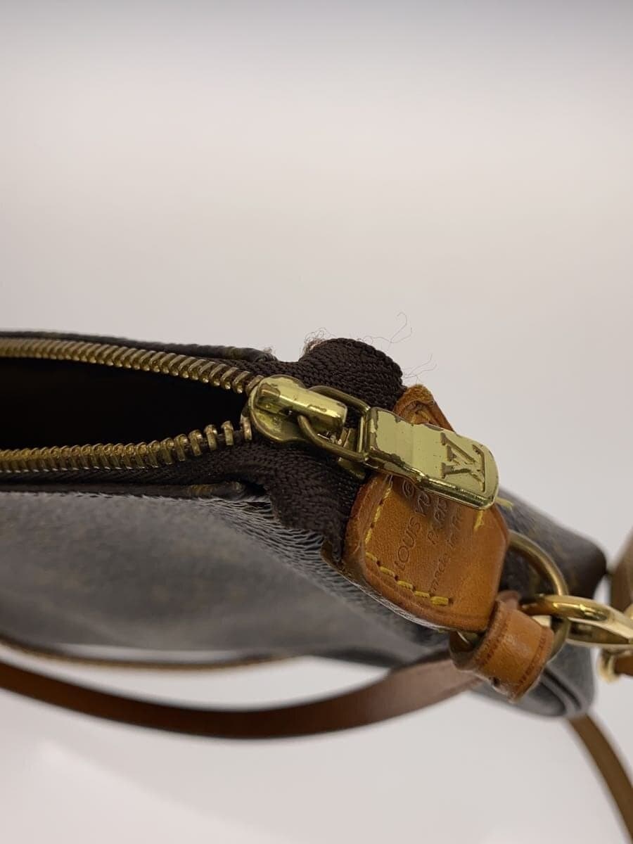 LOUIS VUITTON 1) Pochette Accessoires Monogram Canvas PVC BRW M51980 7