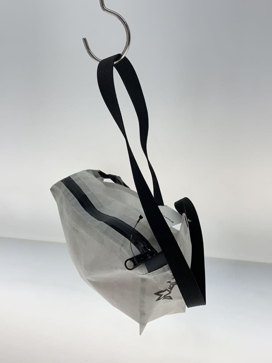 Other brand HIGH TAIL DESIGNS Waist bag -- WHT Plain Slightly soiled 2