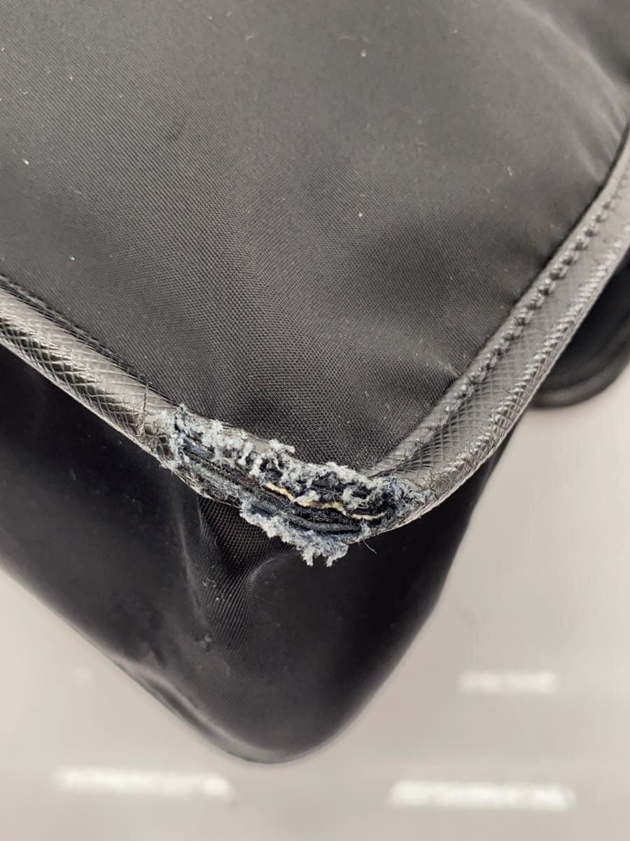 PRADA shoulder bag nylon black has corner wear 9