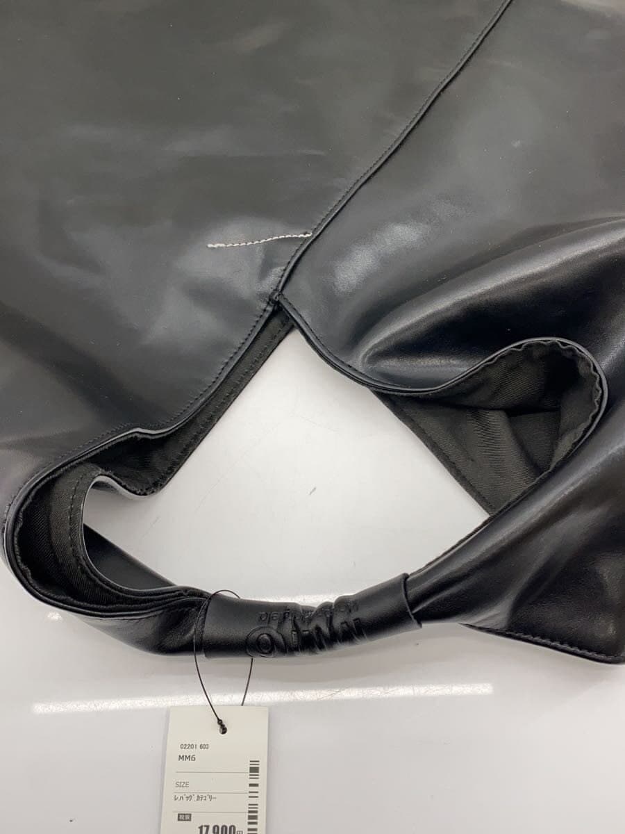 MM6 Handbag Leather Black Plain S54WD096 7