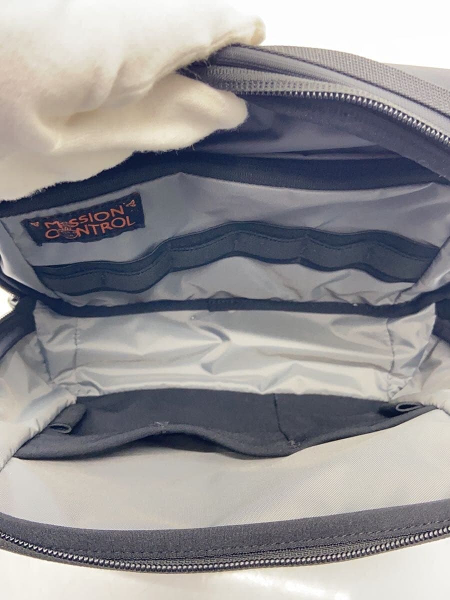 MYSTERY RANCHMISSION CONTROL M 3L Shoulder Bag Black 6