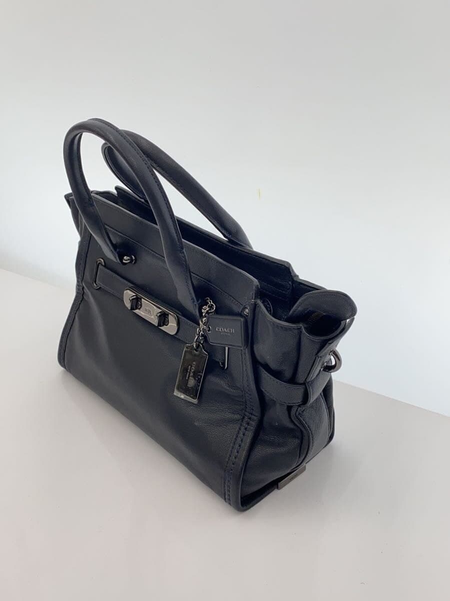 COACH Swagger Carry Leather BLK 2