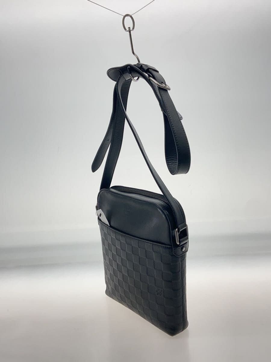 LOUIS VUITTON Pochette District Damier Infini PVC BLK N23355 2