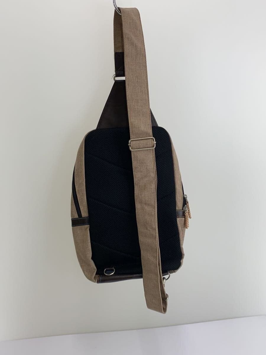 B.C.ISHUTAL Shoulder Bag BEG Solid 3