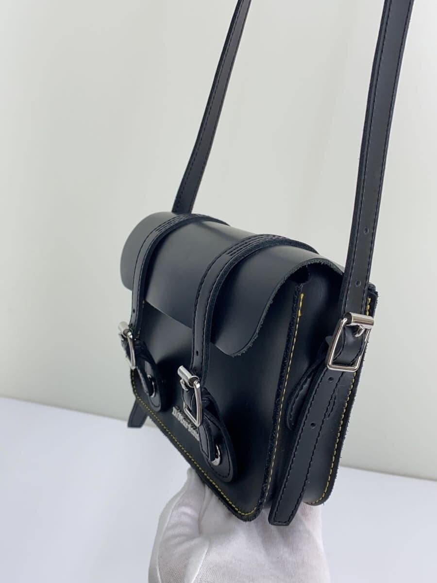 Dr. Martens Shoulder Bag Leather Black AB098001 2