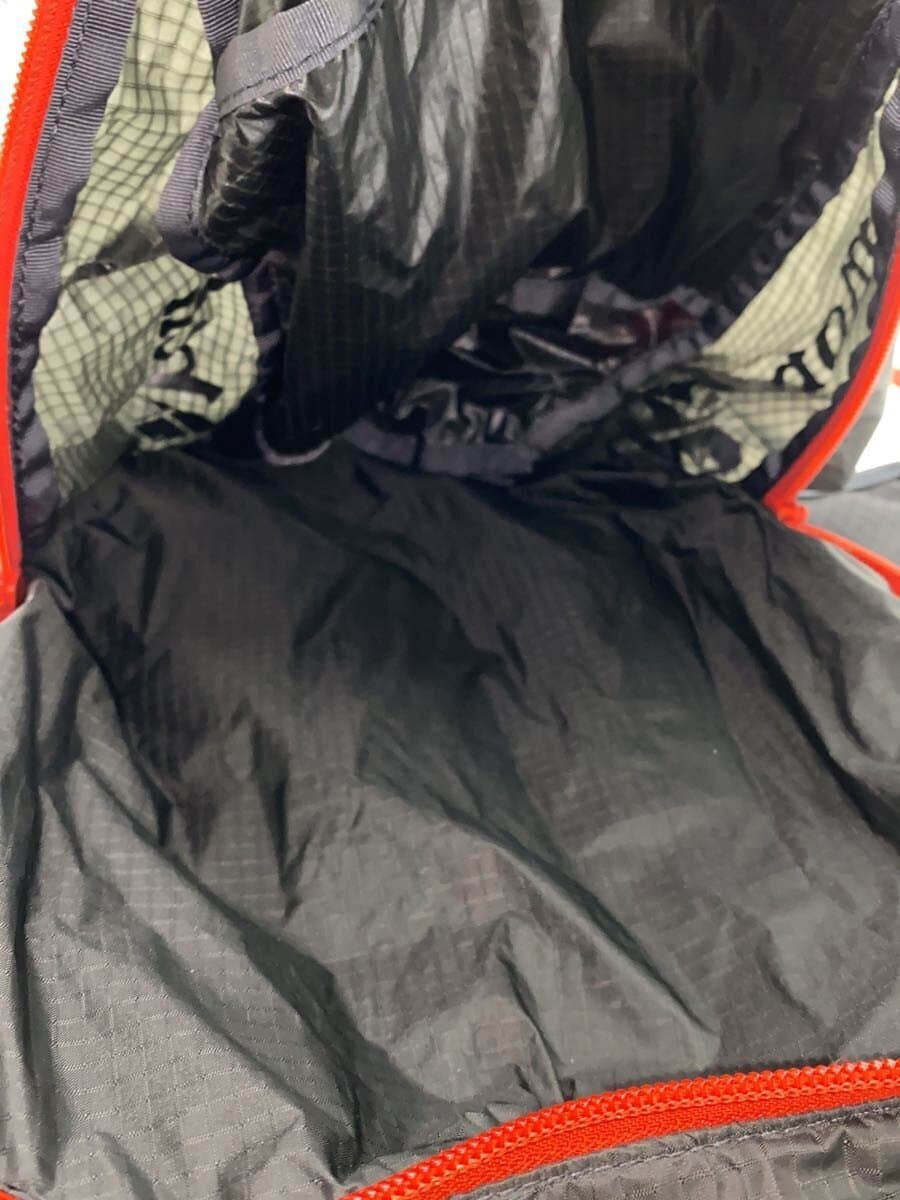 Mont-Bell Cross Runner Pack 15 Backpack -- BLK 6