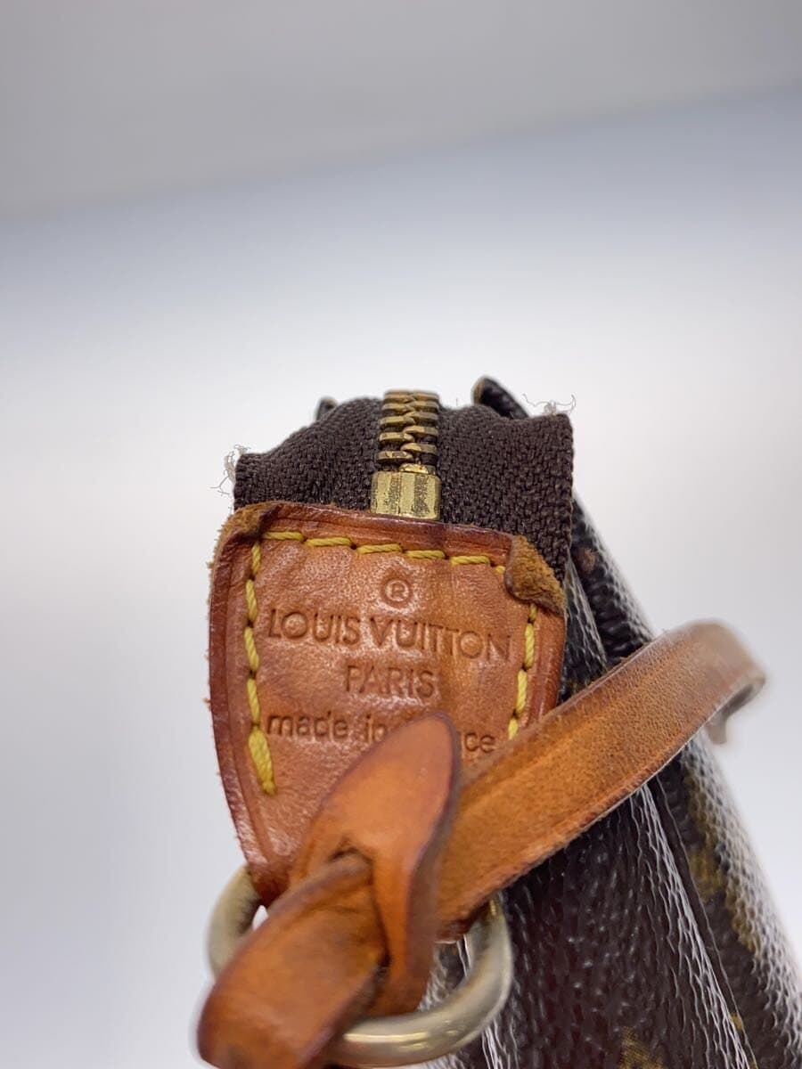 LOUIS VUITTON1)Pochette Accessoires_Monogram Canvas PVC BRW 5