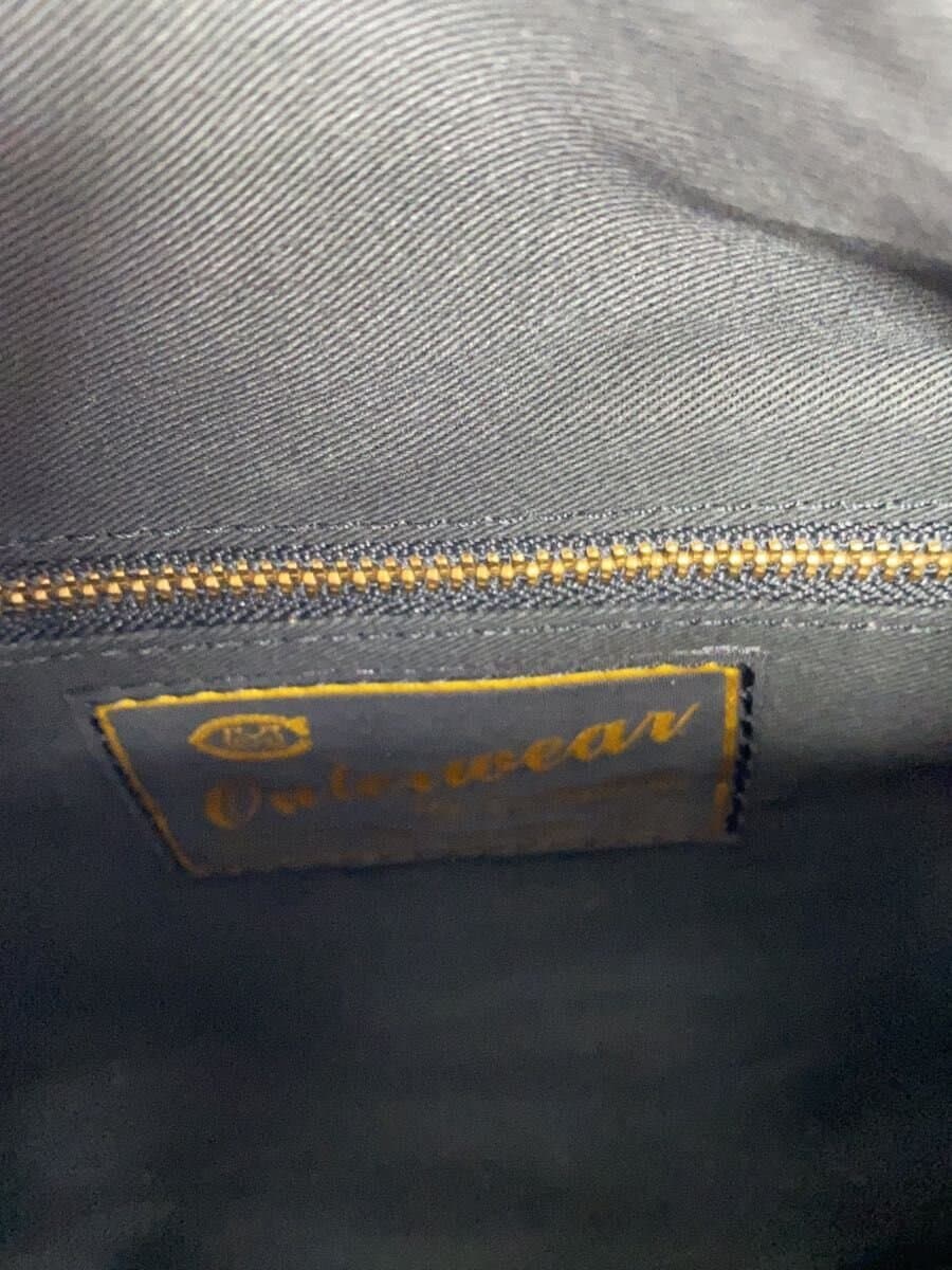 CUSHMAN Shoulder Bag Leather BLK Studs Lines Tone 4