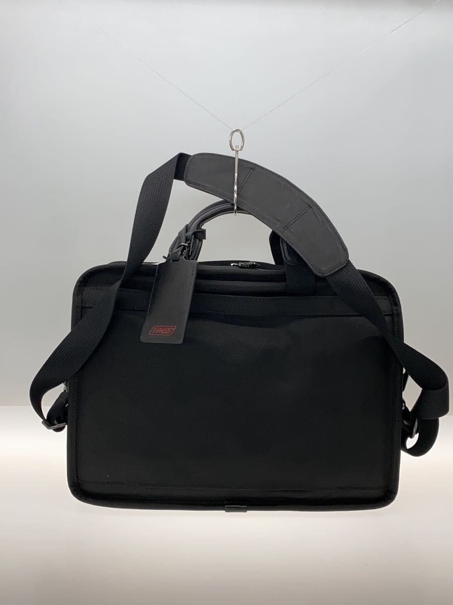 TUMI bag -- BLK solid t-pass 3
