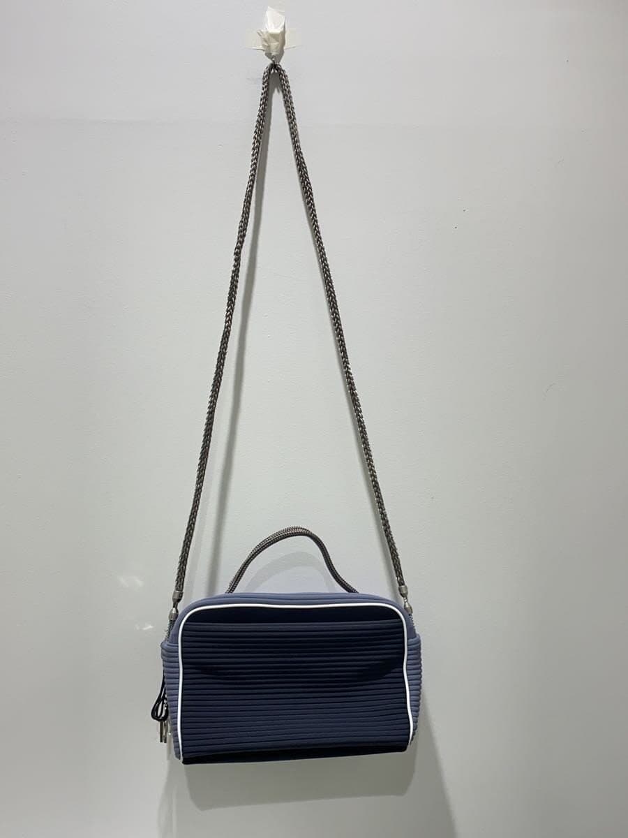 L4K3 Shoulder Bag NVY Solid 8