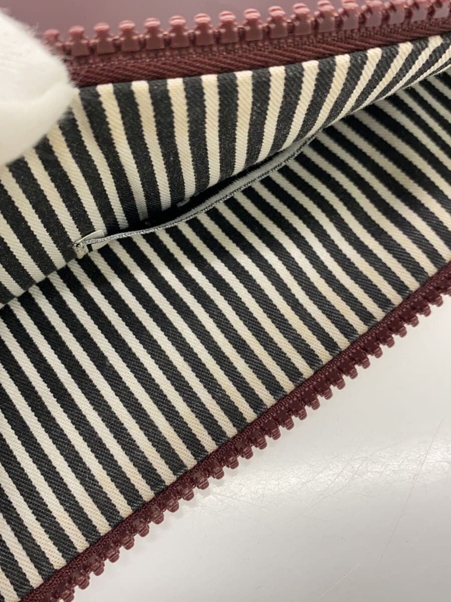 AMI PARIS clutch bag leather BRD 7