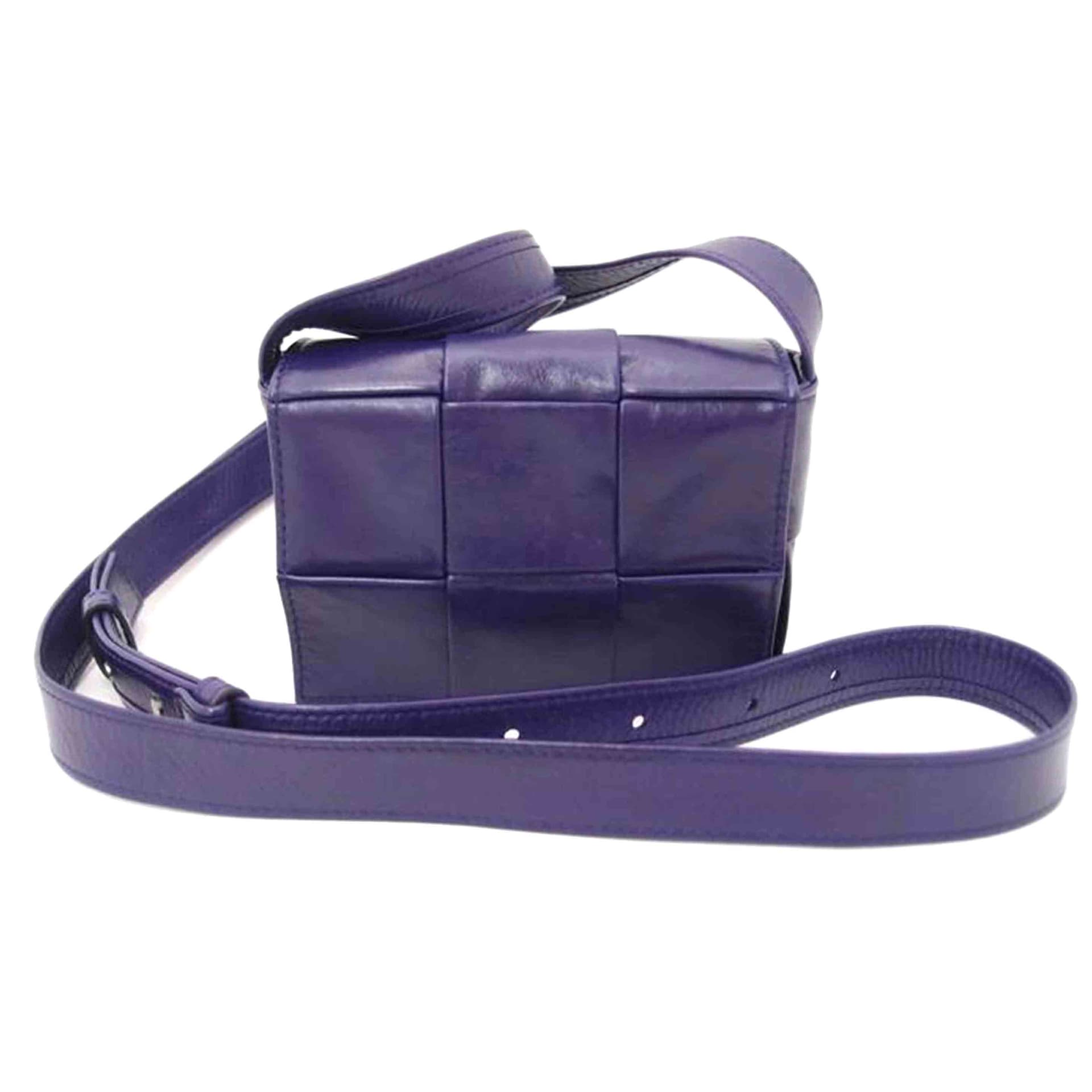 BOTTEGA VENETA Maxi Intrecciato Candy Cassette Shoulder Purple Rank A 69 [Used]