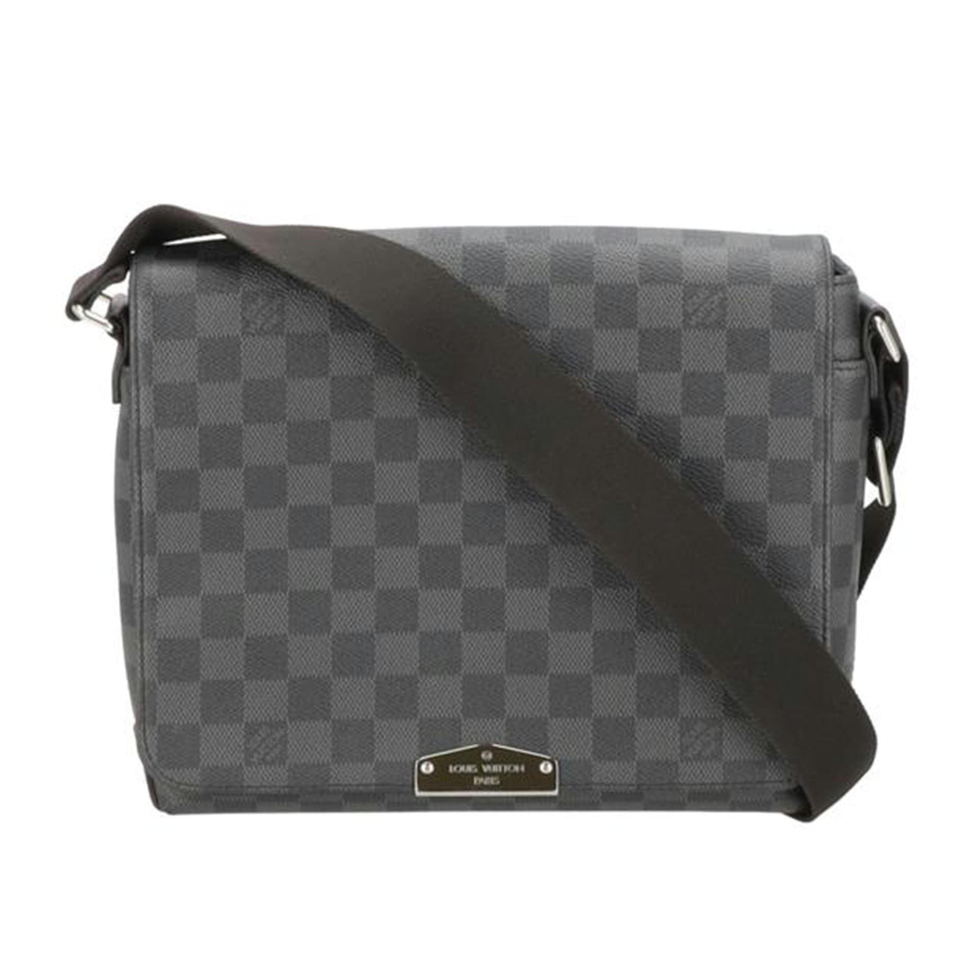 LOUIS VUITTON Louis Vuitton District PM NV2 Graphite N40349 RFI**** AB Rank