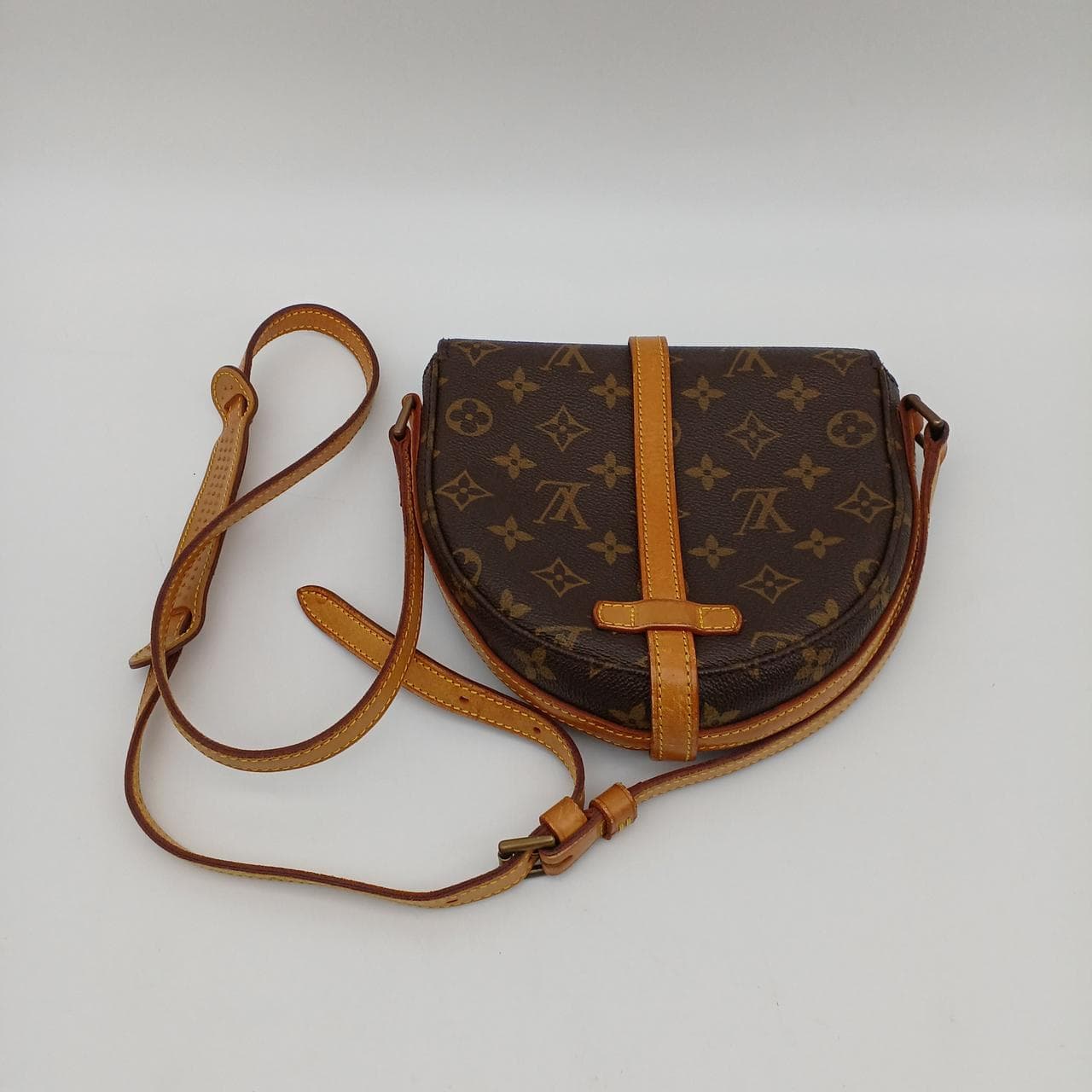 Monogram Shanti M51234 2