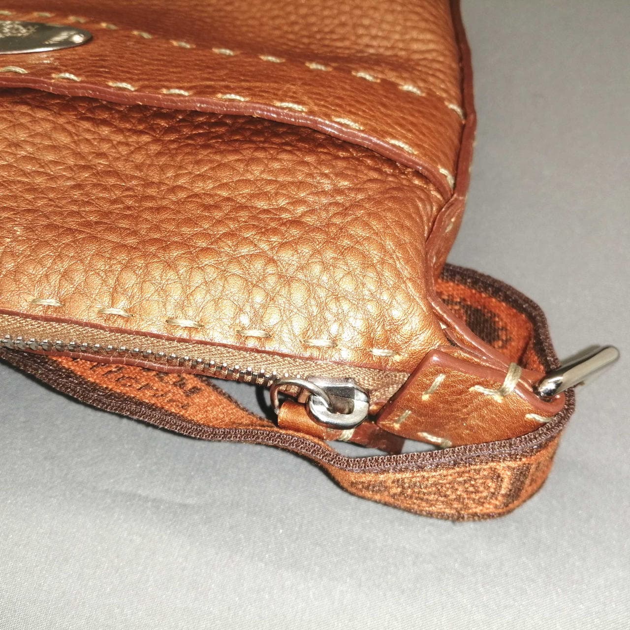 SELLERIA Brown Shoulder 16