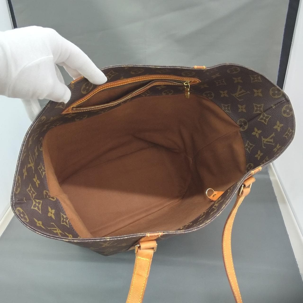 Sac Shopping M51108 MB0919 with corner scratches 6