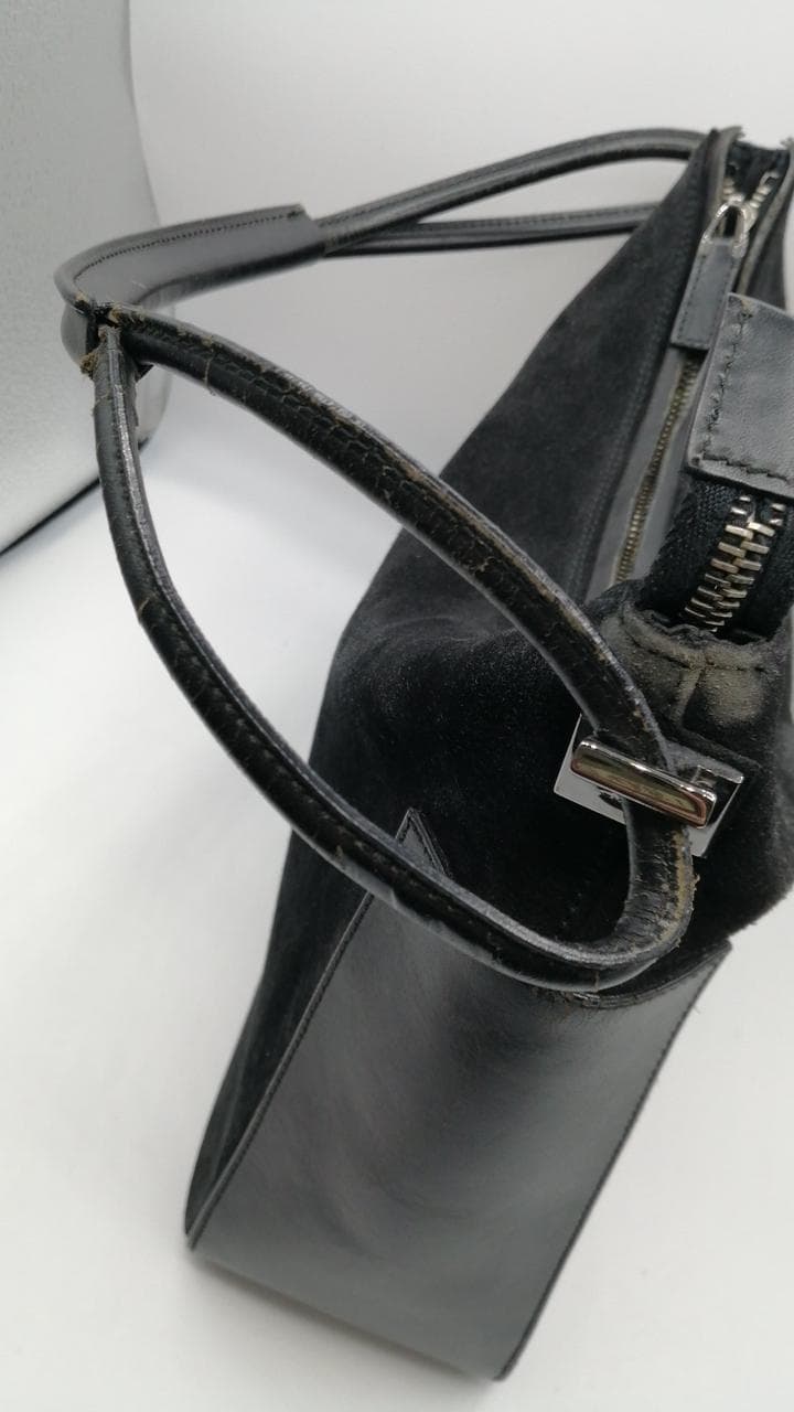 Leather handbag 12