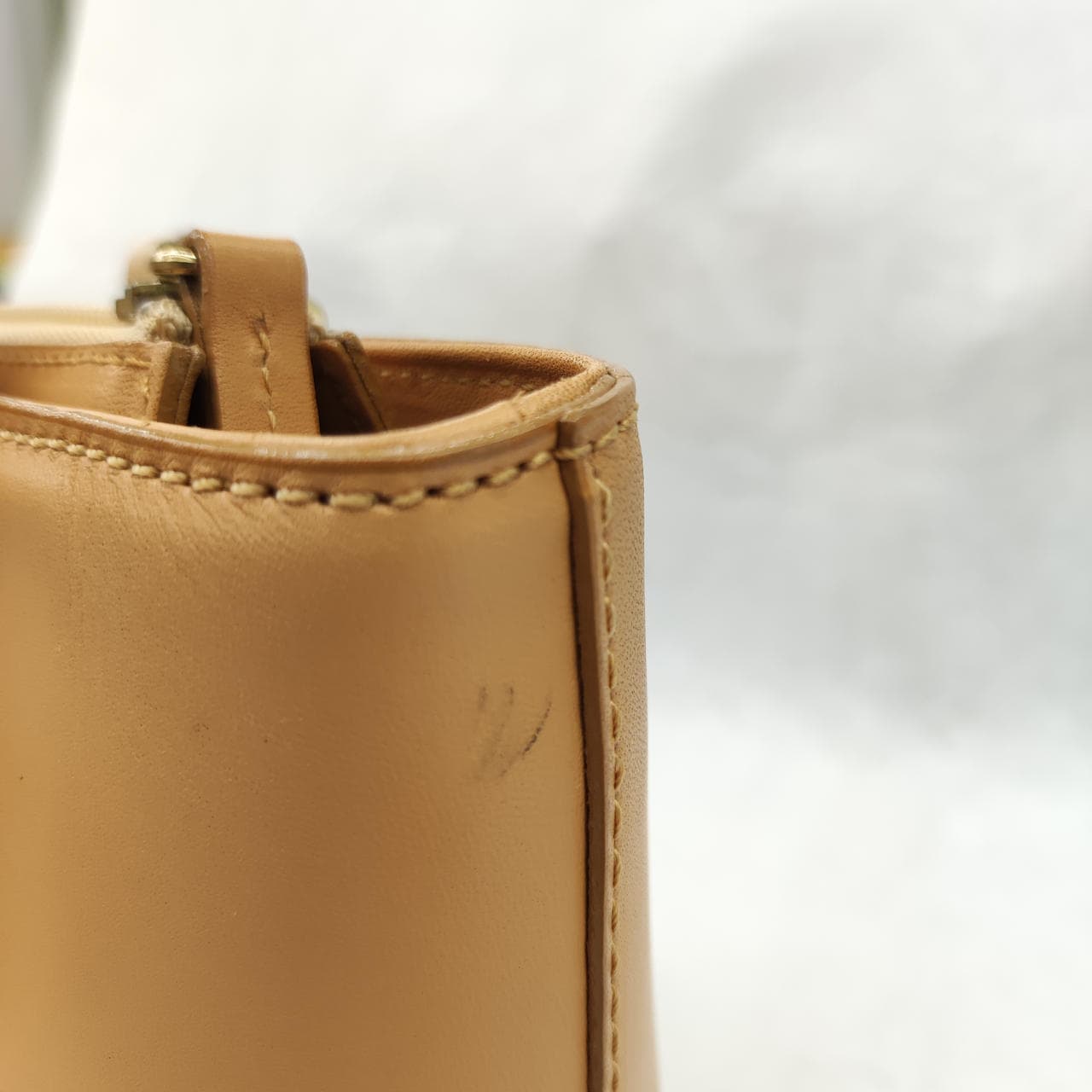 Tote bag in beige color 12