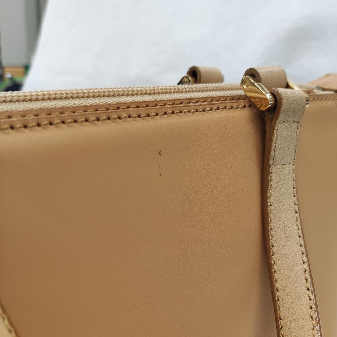 Tote bag in beige color 11