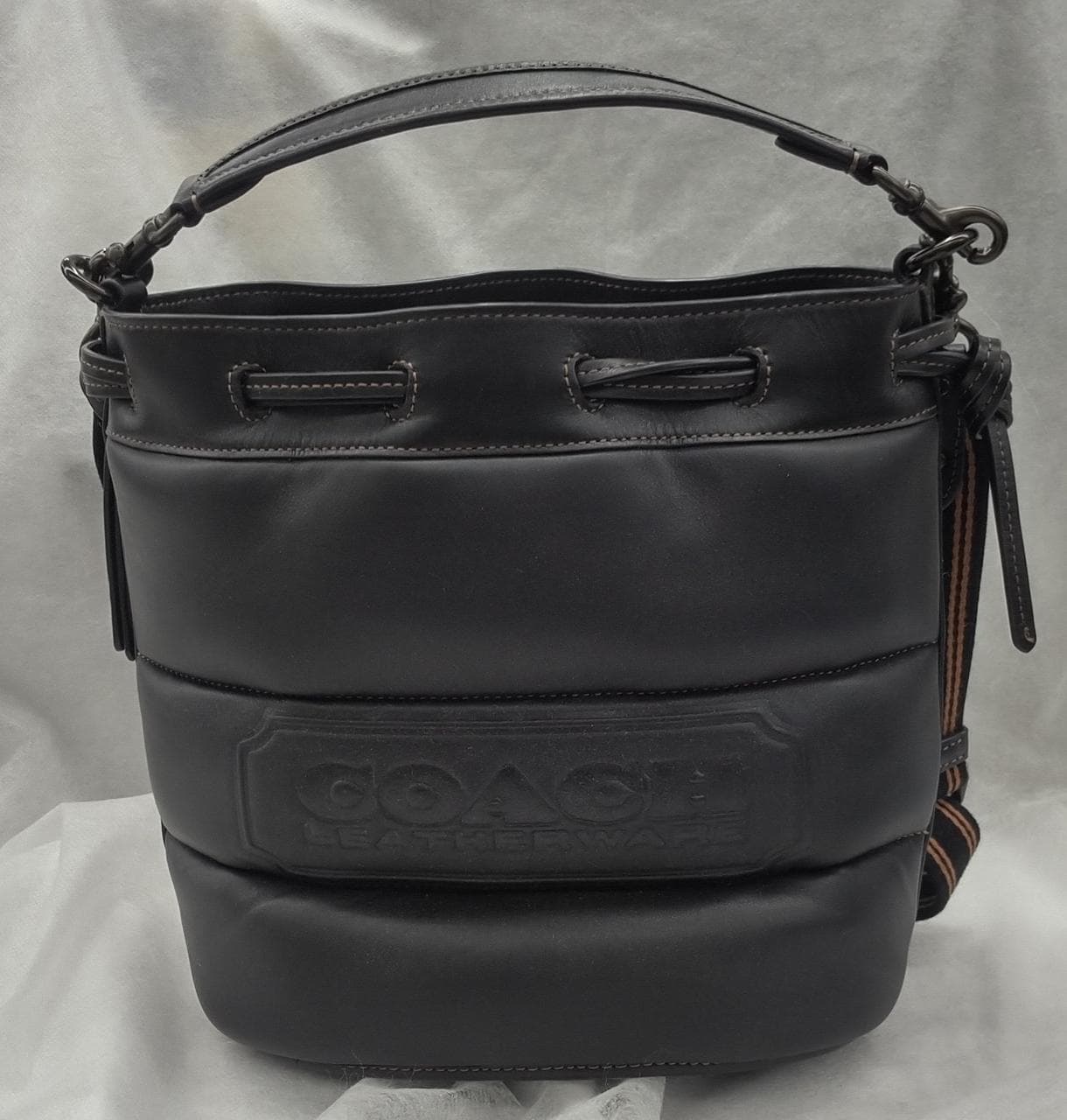 Field baguette bag C6955