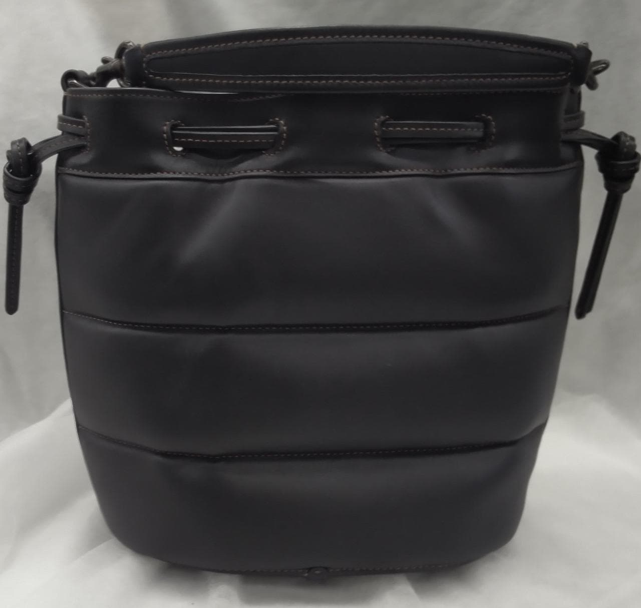 Field baguette bag C6955 4