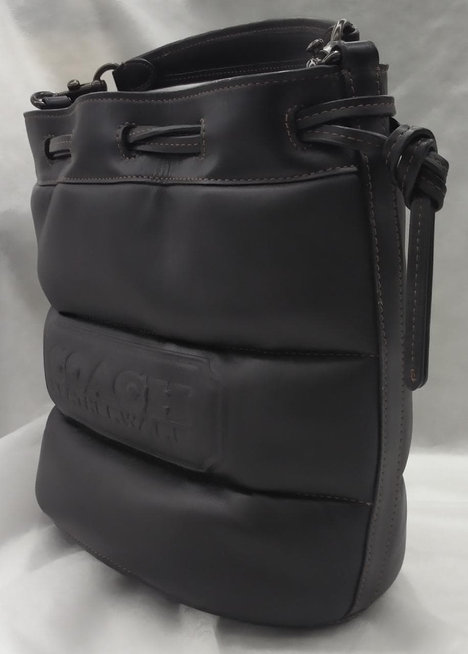 Field baguette bag C6955 6