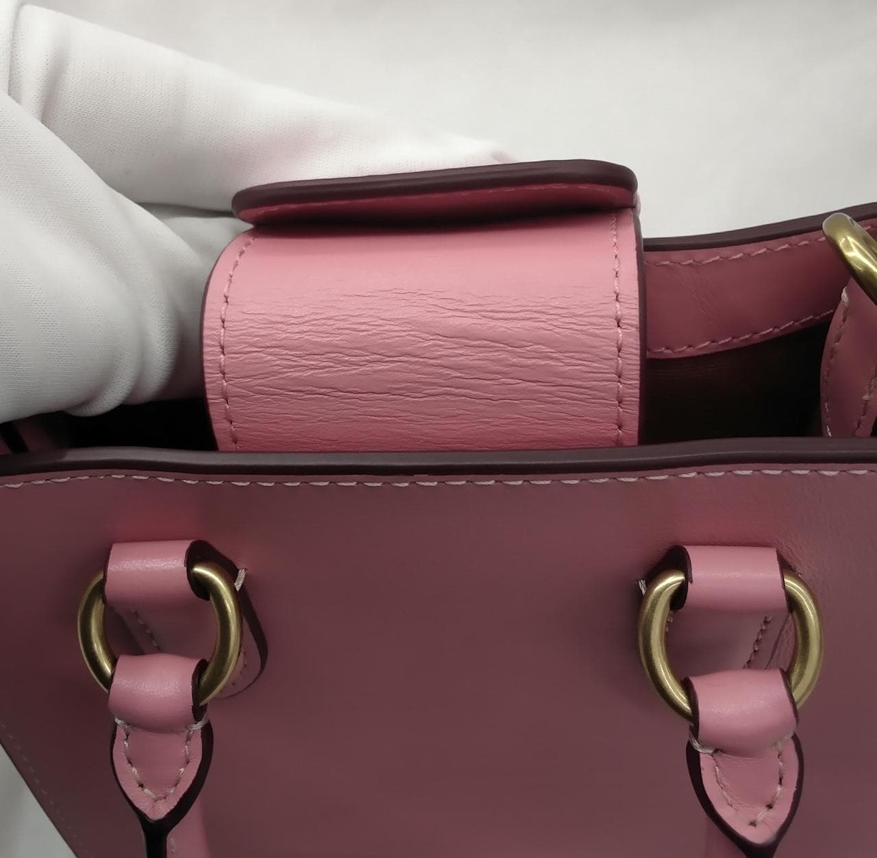 North South Mini Shoulder Mickey Minnie Skate 9