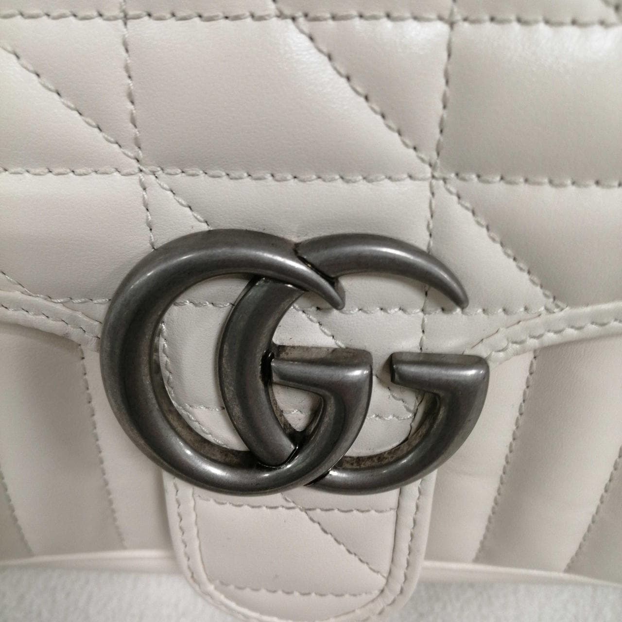 GG Marmont Shoulder Bag 2