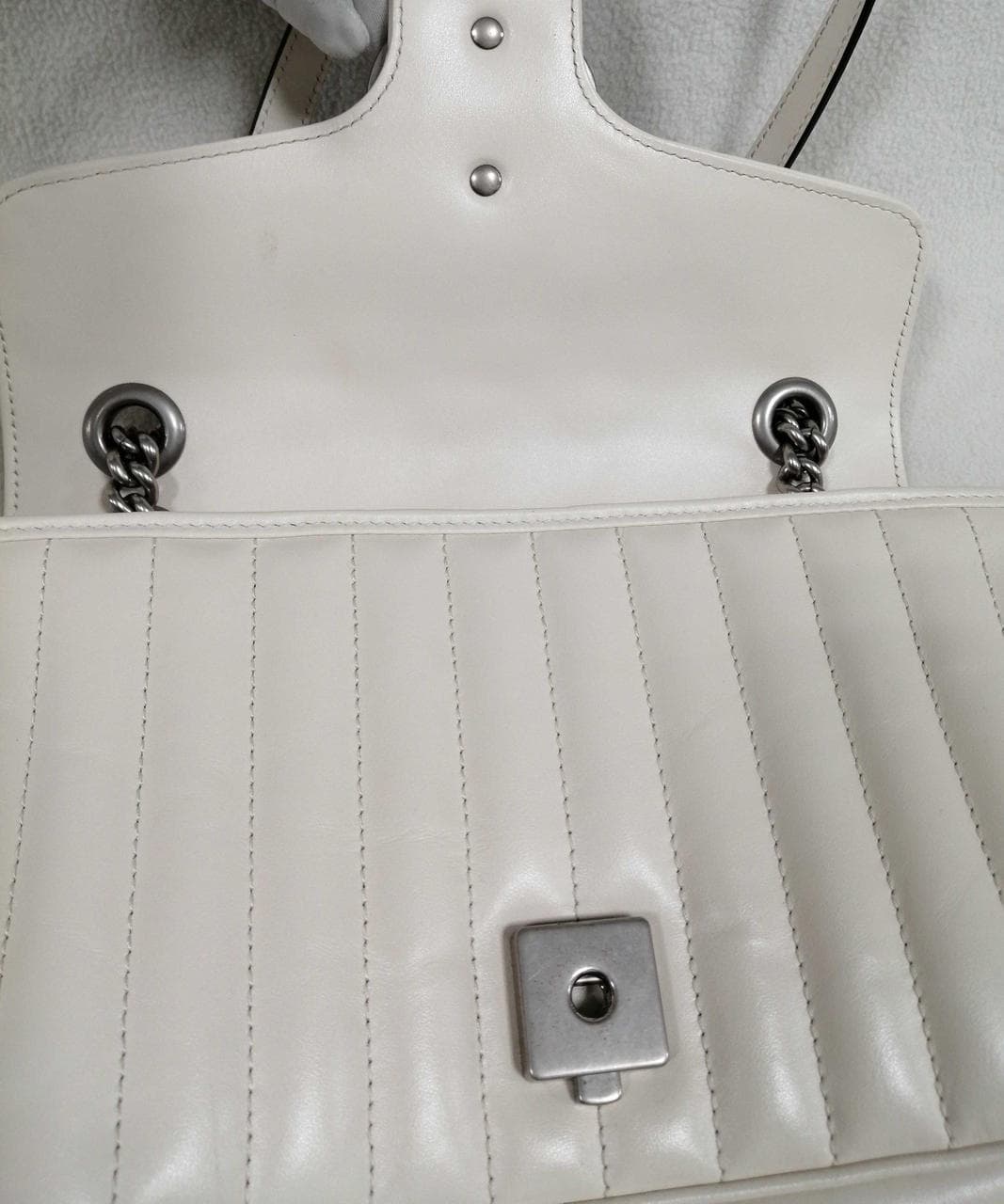 GG Marmont Shoulder Bag 10