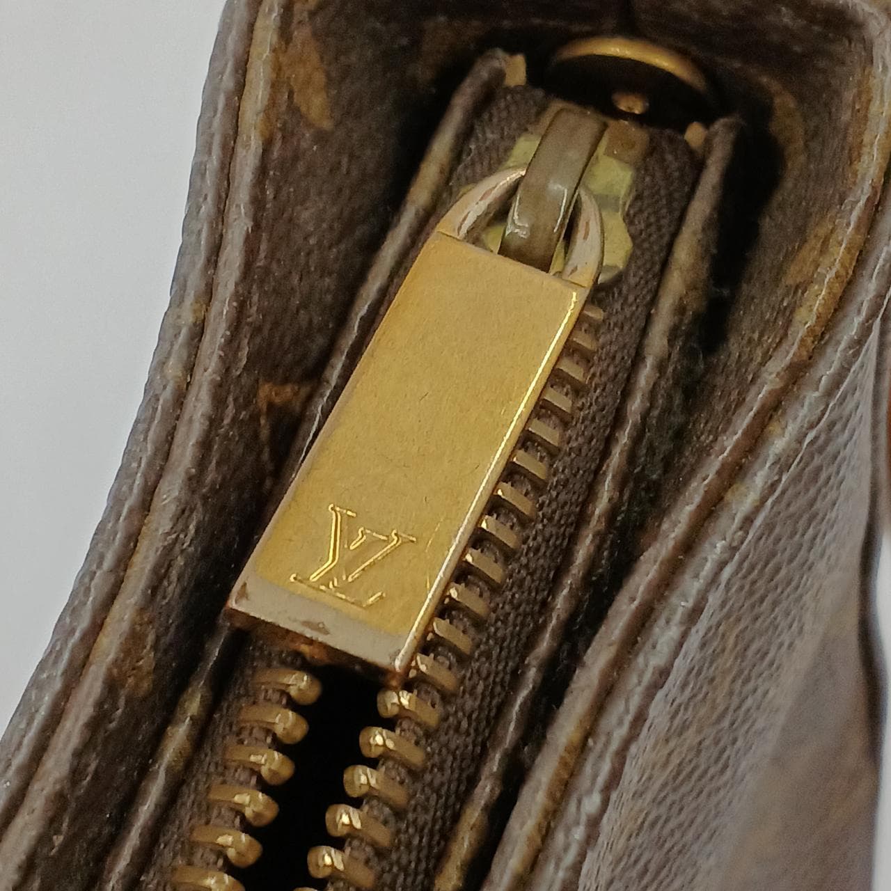 Monogram Loopi M51146 5