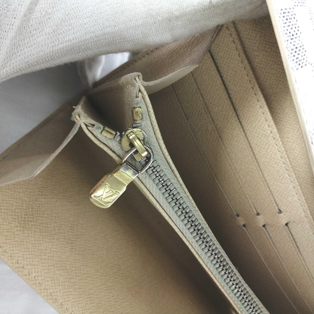 Damier Azur Portefeuille N61735 15