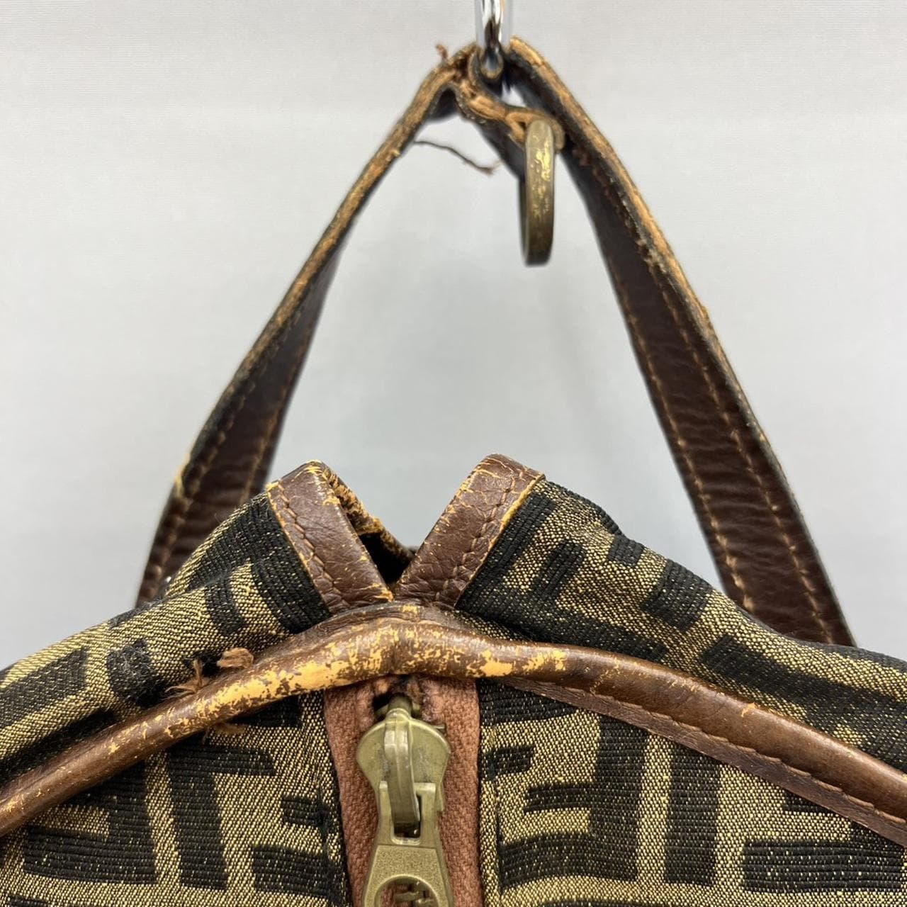 Garment bag with Zucca pattern 4