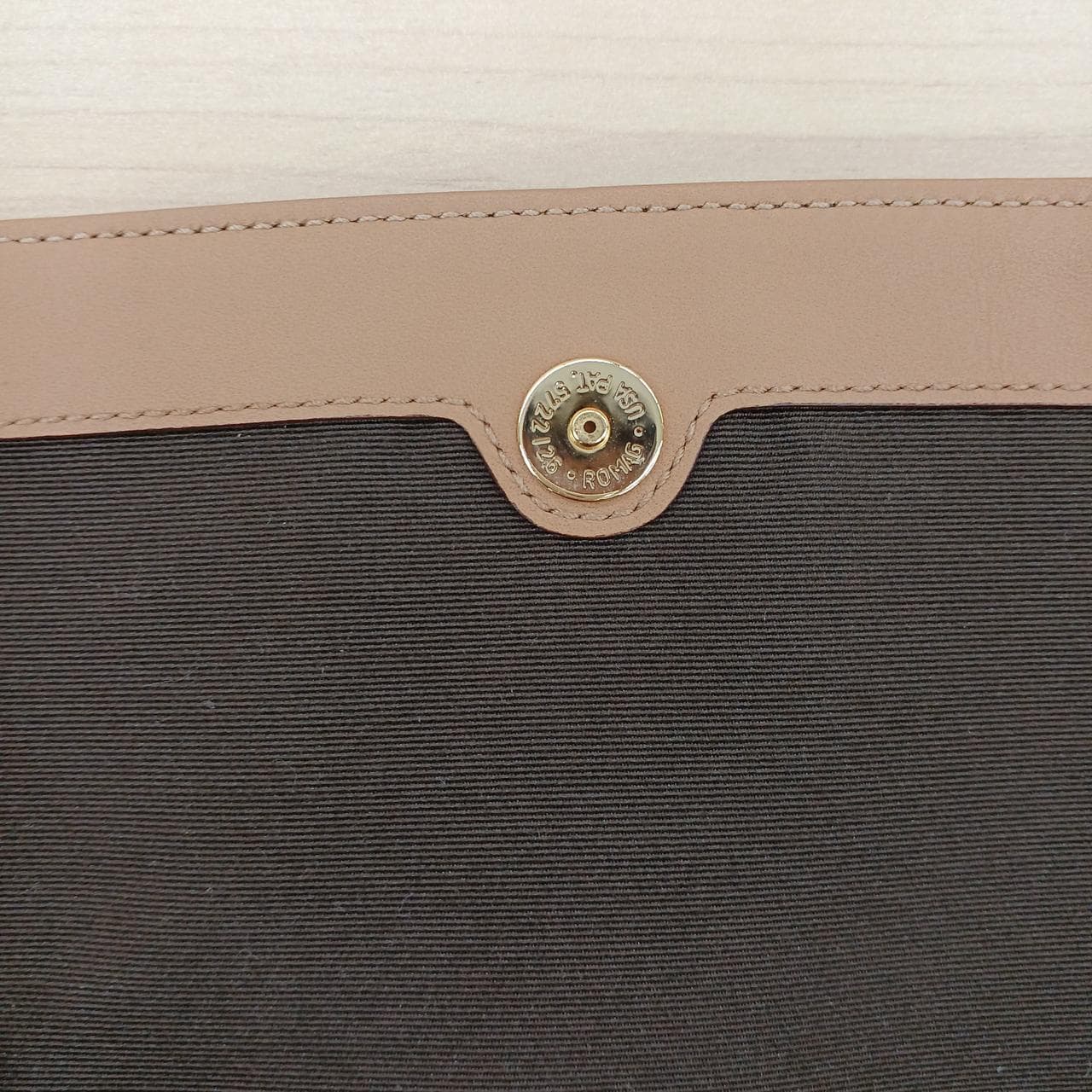 Pouch 6