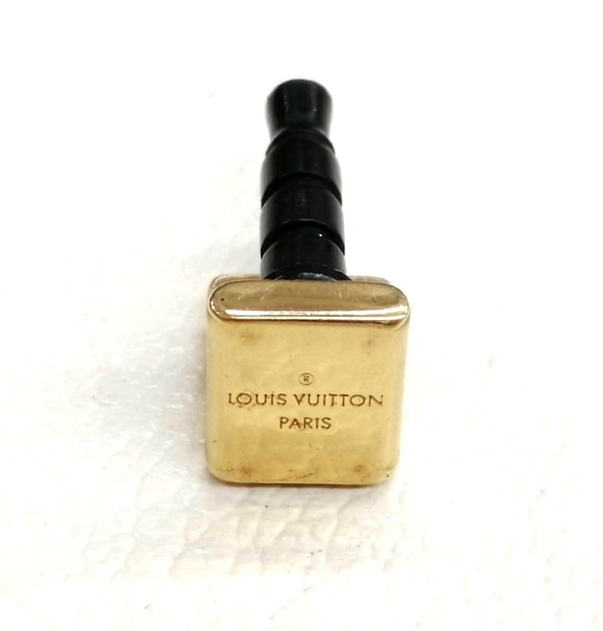 Louis Vuitton M60904 2