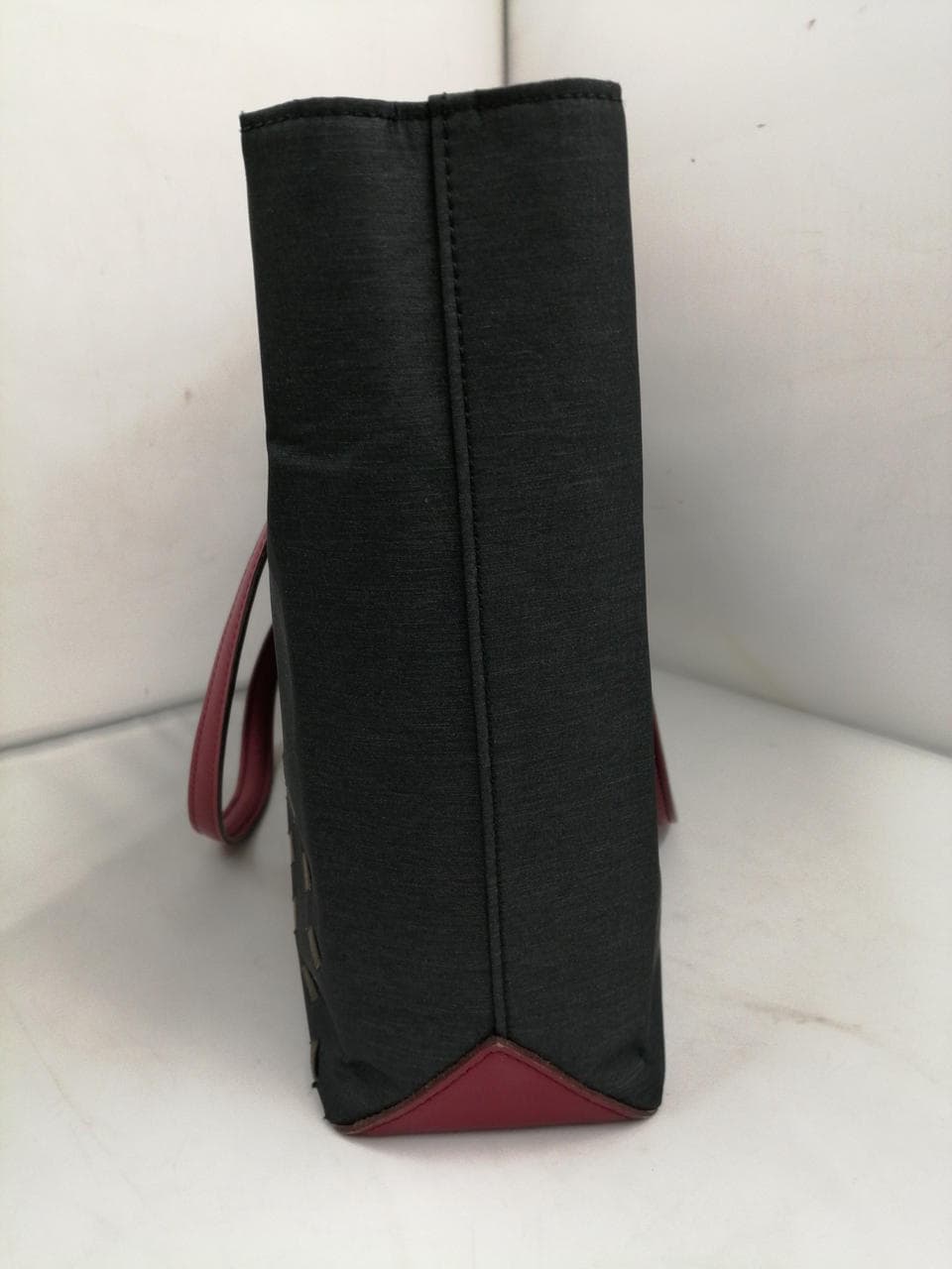 Stitched Tote Bag: Black and Red 3