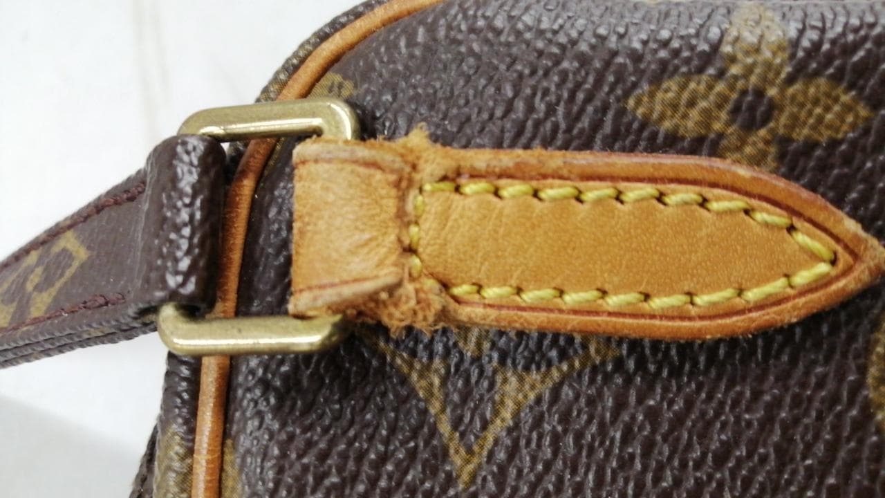 Marley Bandoulière Clutch M51828 6