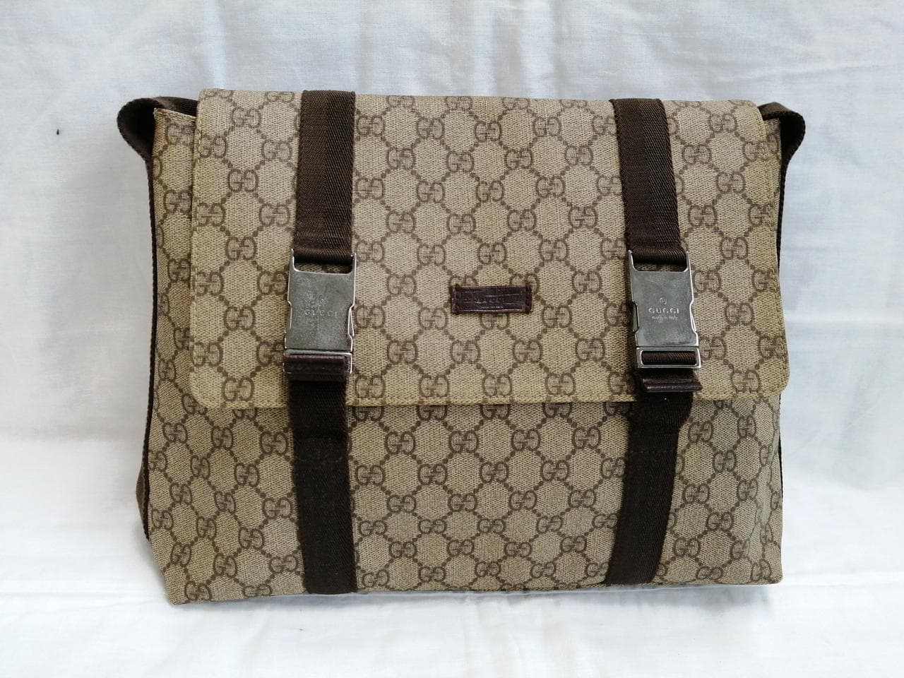 GG Supreme Messenger Bag 122373